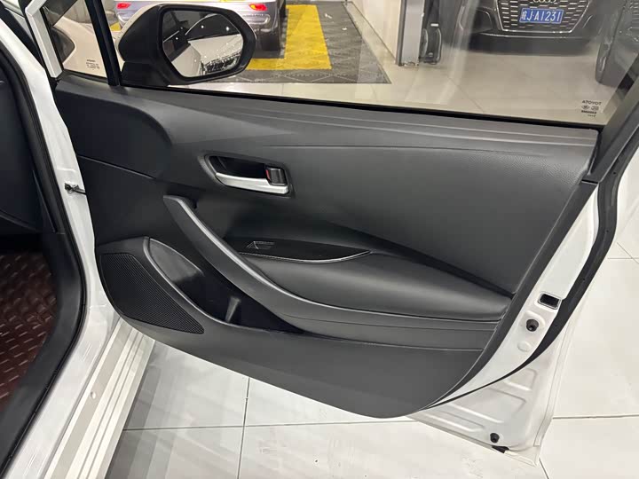 Used Sedan – Gasoline & Hybrid, 1.2T/1.6L/1.8L, E-CVT, Premium, Wholesale, Usados 10