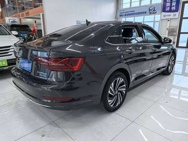 Volkswagen Sagitar 280TSI DSG Premium Plus Compact Sedan Gas Petrol Left Hand Drive 11