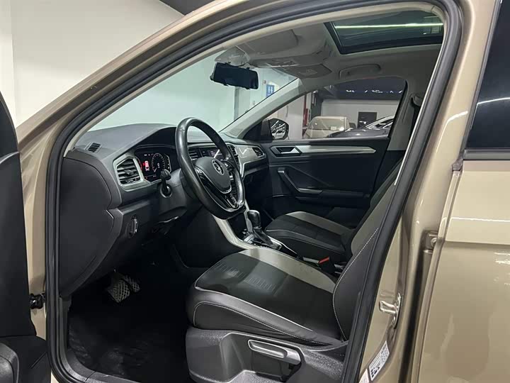 280TSI DSG Two-wheel Drive Elite PLUS 12