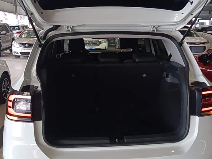 2020 to 2023 Pre-owned SUV Available 8