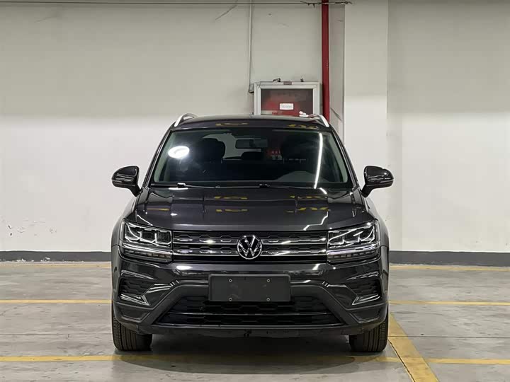 Brand New Car VW Tharu 2021-2026 5 Seats Compcat Left Steering Gasoline Cars 2