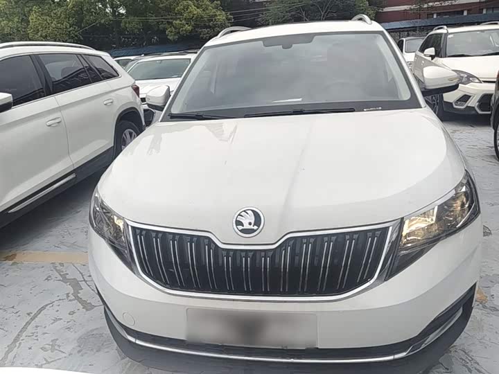 1.5L 330TSI 109PS L4 6AT High Speed 5 Seats SUV Gasoline Car 6