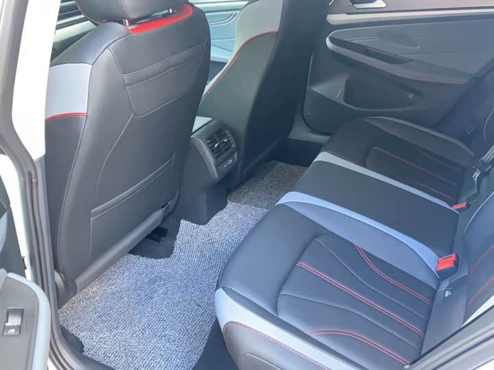 Volkswagen Lamando L 2017-2025 Lingdu L 280TSI DSG Cool Edition Auto Gasoline Voitures D'occasion Used Cars Hatchback 6