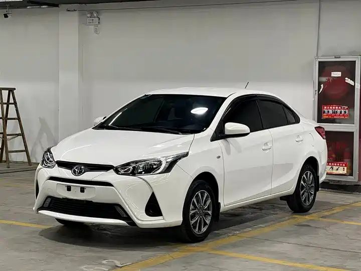 2017-2022 Yaris L Sedan, 1.5L CVT, Left Hand Drive, Gasoline, Dark Interior, R15 Tires, Fabric Seats 2