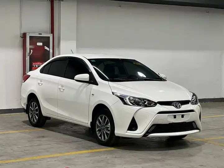 2017-2022 Yaris L Sedan, 1.5L CVT, Left Hand Drive, Gasoline, Dark Interior, R15 Tires, Fabric Seats 4