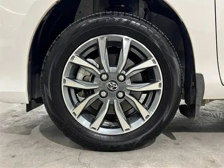 2017-2022 Yaris L Sedan, 1.5L CVT, Left Hand Drive, Gasoline, Dark Interior, R15 Tires, Fabric Seats 16