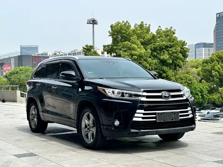 Toyota Highlander Used Vehicle - 2.0T 4WD Luxury Edition 7 Seats Safety Inspected 4x4 Capability 4