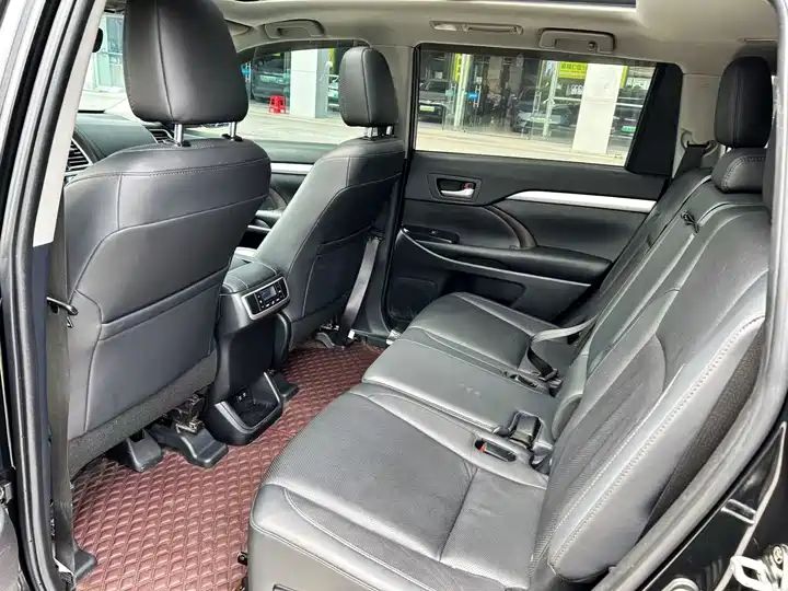 Toyota Highlander Used Vehicle - 2.0T 4WD Luxury Edition 7 Seats Safety Inspected 4x4 Capability 16