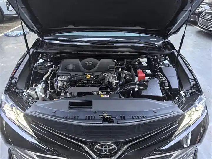 Toyota Camry 2.0L/2.5L CVT/8AT FWD 5-Seater Mid-Size Sedan LHD Euro 6 Fuel Wholesale Used Cars 16