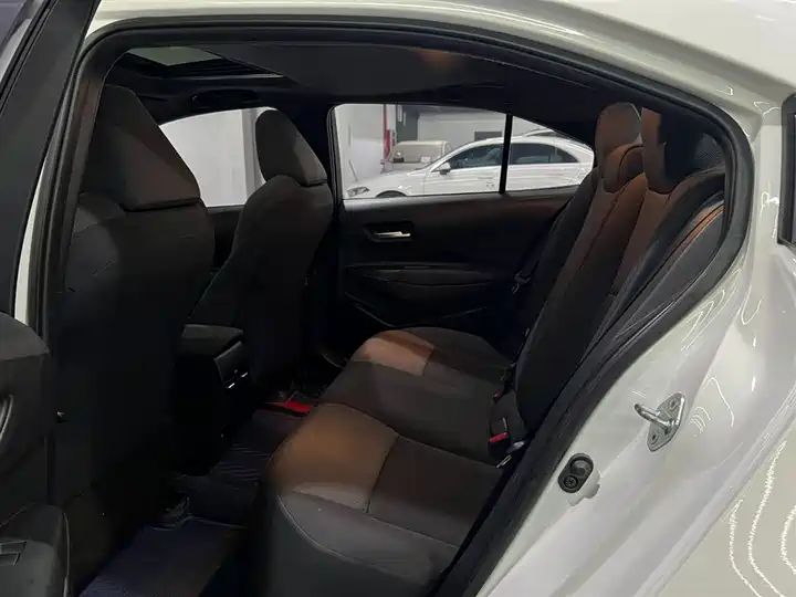 For Toyota Levin Dual Engine Luxury Edition 5-Seat 1.8L Family Automatic Left Hand Drive Second Hand Car 10