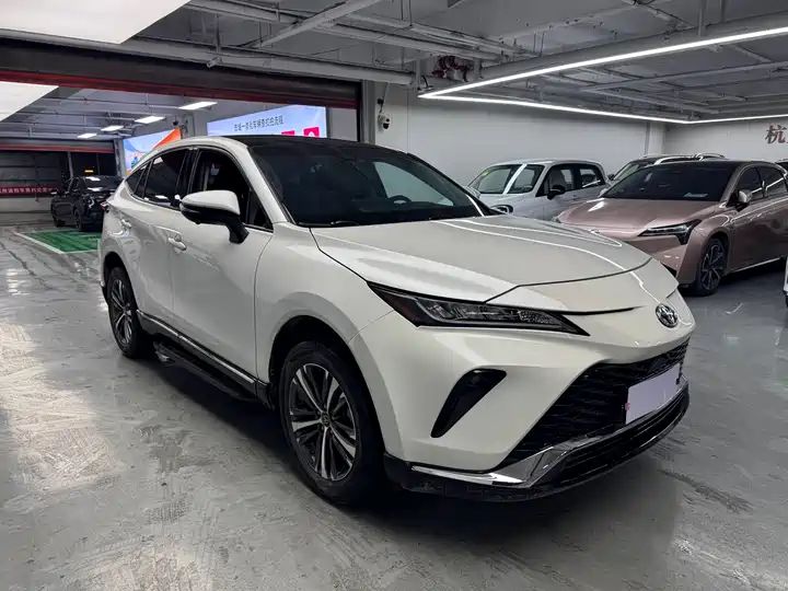 2022 Toyota Venza 2.0L FWD Gasoline SUV Used Car for Sale, High Quality, Panoramic Sunroof, Big Space, Intelligent Drive, Customization Supported 3