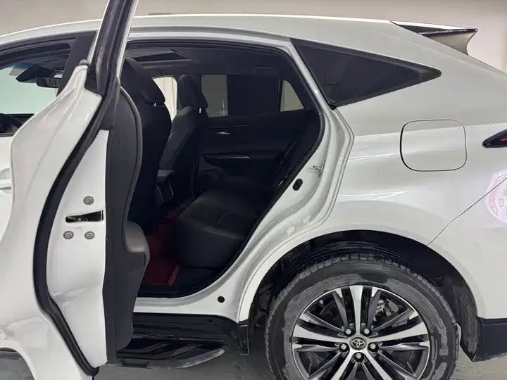 2022 Toyota Venza 2.0L FWD Gasoline SUV Used Car for Sale, High Quality, Panoramic Sunroof, Big Space, Intelligent Drive, Customization Supported 5