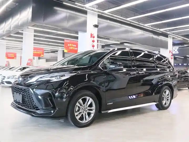 2.5L Hybrid Comfort Edition | Chinese Used Car Export | Customizable - Image 1