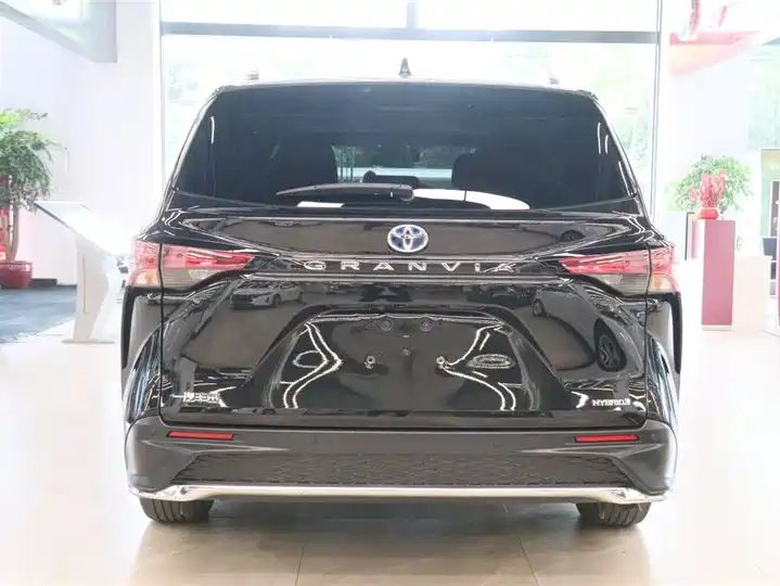 2.5L Hybrid Comfort Edition | Chinese Used Car Export | Customizable 4