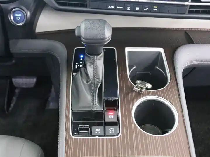 2.5L Hybrid Comfort Edition | Chinese Used Car Export | Customizable 9