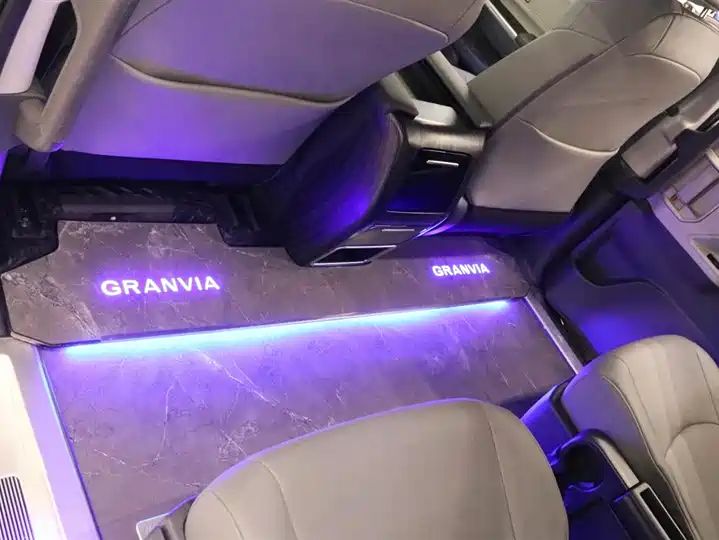 2.5L Hybrid Comfort Edition | Chinese Used Car Export | Customizable 13