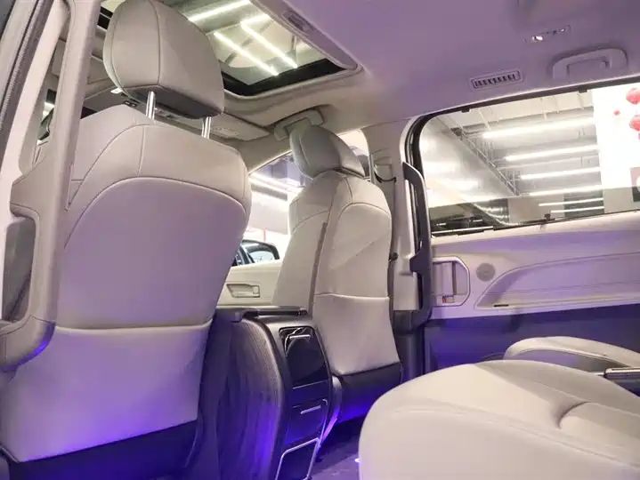 2.5L Hybrid Comfort Edition | Chinese Used Car Export | Customizable 22