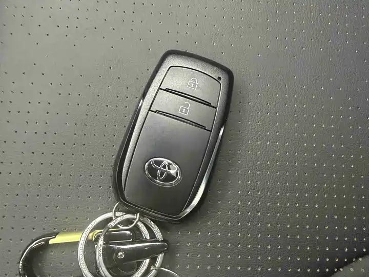 2.0L Turbo Automatic Petrol Compact SUV Euro VI Left Hand Drive Used Car From China 8