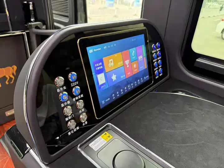 2015-2024, 30 Seats, Chinese Used Car Export, Customizable Used Bus Vehicle 14