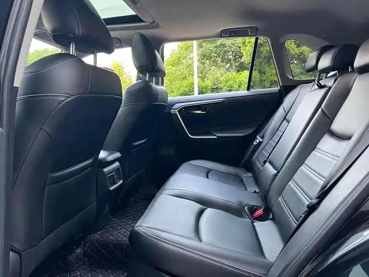 2016-2023, Well Maintained SUV, Strong Build Quality, Chinese Used Car Export, Customizable 10