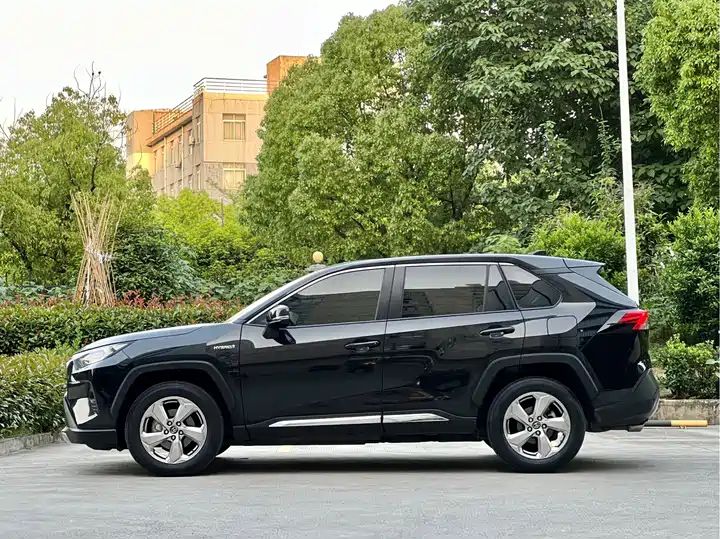 2016-2023, Well Maintained SUV, Strong Build Quality, Chinese Used Car Export, Customizable 15