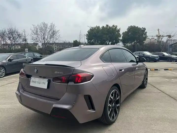 2021 BMW 2 Series 225i 4-door Coupe, M Sport Night Package, 4-door 5-seater FWD Automatic 4