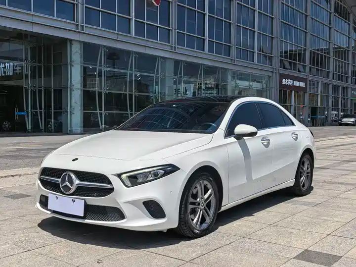 Hot Sale 2019-2025 Used Mercedes-Benz A200 Sedan - Image 1