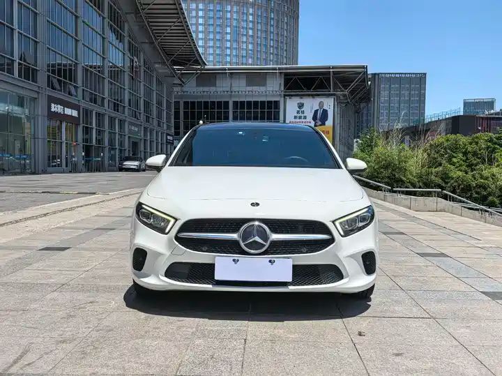 Hot Sale 2019-2025 Used Mercedes-Benz A200 Sedan 2