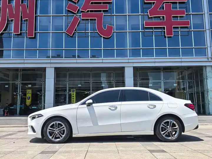 Hot Sale 2019-2025 Used Mercedes-Benz A200 Sedan 5