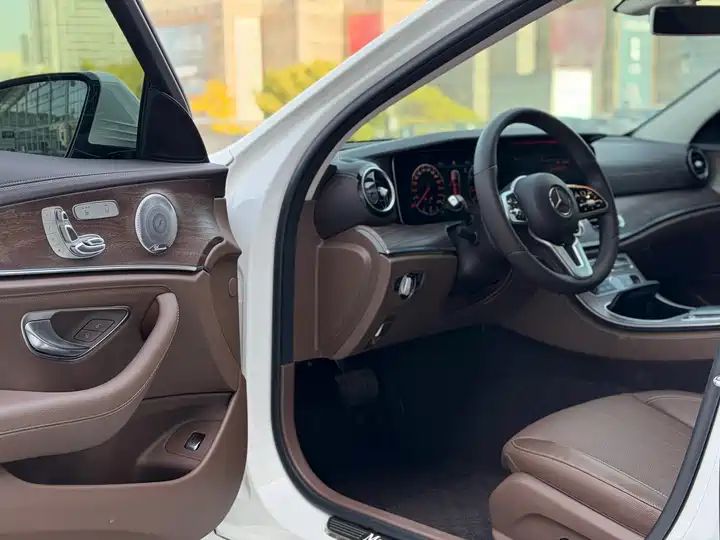 Hot Sale 2015-2024 Used Mercedes-Benz E260 & E300, Customization Supported 12