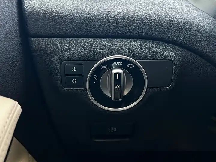 Hot Sale 2016 Used Mercedes-Benz GLA200, Customization Supported 18