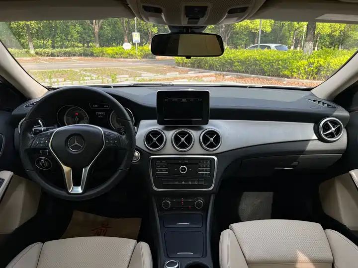 Hot Sale 2016 Used Mercedes-Benz GLA200, Customization Supported 22