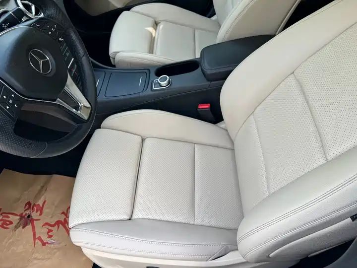 Hot Sale 2016 Used Mercedes-Benz GLA200, Customization Supported 24
