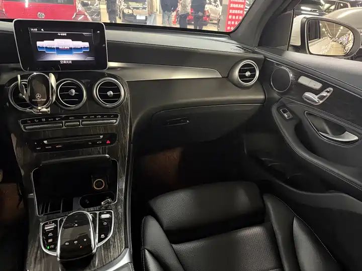 2016-2025 Mercedes-Benz GLC260 | China Used Car Export 15