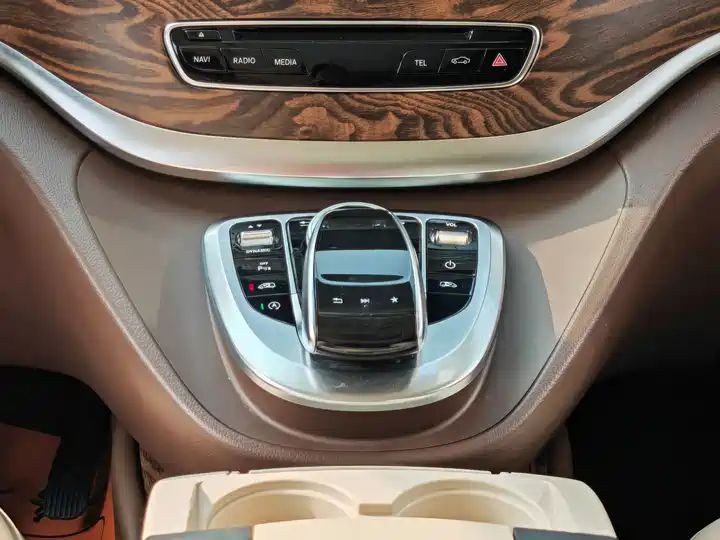 Mercedes-Benz V260 | China Used Car Export 12