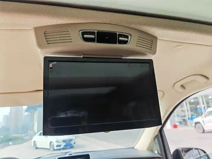 Mercedes-Benz V260 | China Used Car Export 17