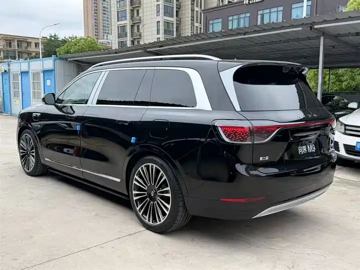 Range EV AITO M9 2025 Max Trim 5-Seat 52kWh, Equipped with Top-spec 896-Line QianKun LiDAR, Second Hand New Energy Car Global Export 7