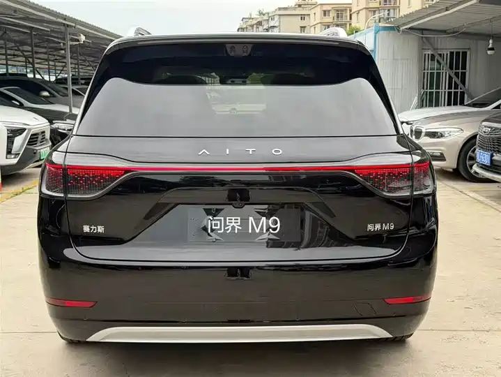 Range EV AITO M9 2025 Max Trim 5-Seat 52kWh, Equipped with Top-spec 896-Line QianKun LiDAR, Second Hand New Energy Car Global Export 8
