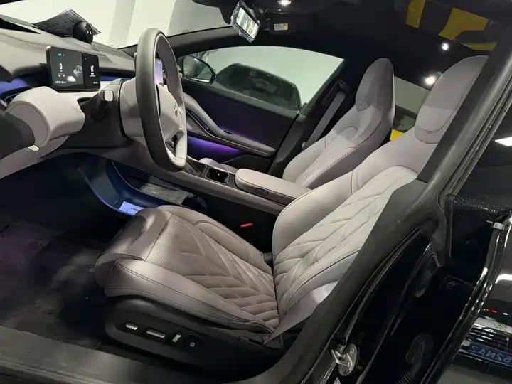 2026 Clean Parks Edition, 100kWh Battery Pure Electric 5-Seat Luxury Sedan, Chinese Pre-owned EV for Global Export 13