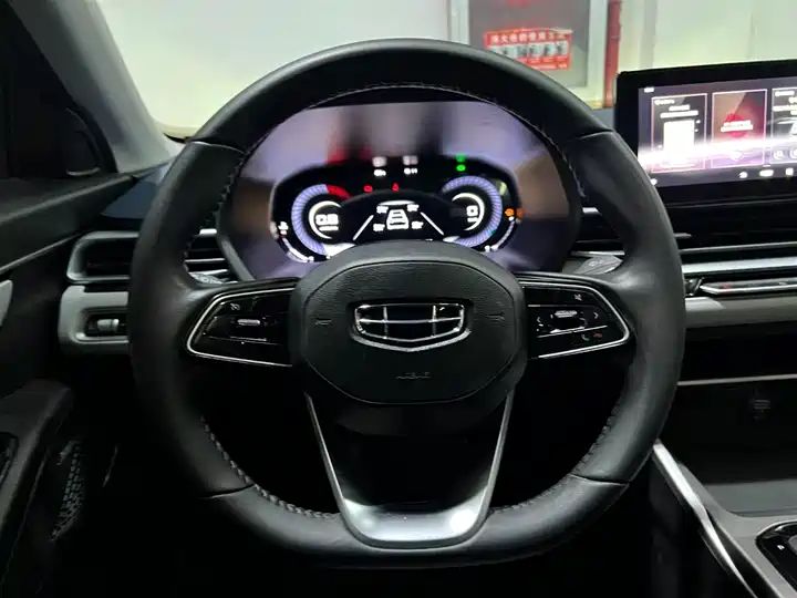 Fourth Generation 1.5L CVT Flagship, Wholesale Chinese Used Cars Export 14