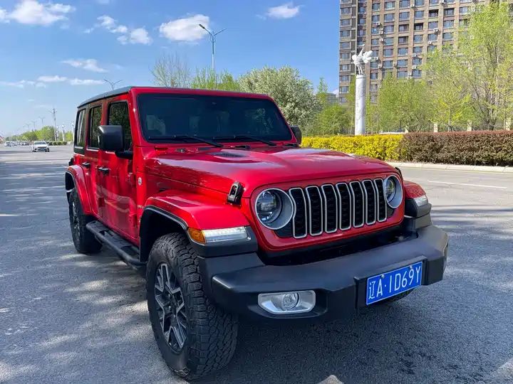 4-Door 2.0T Used Car From China For Export 2