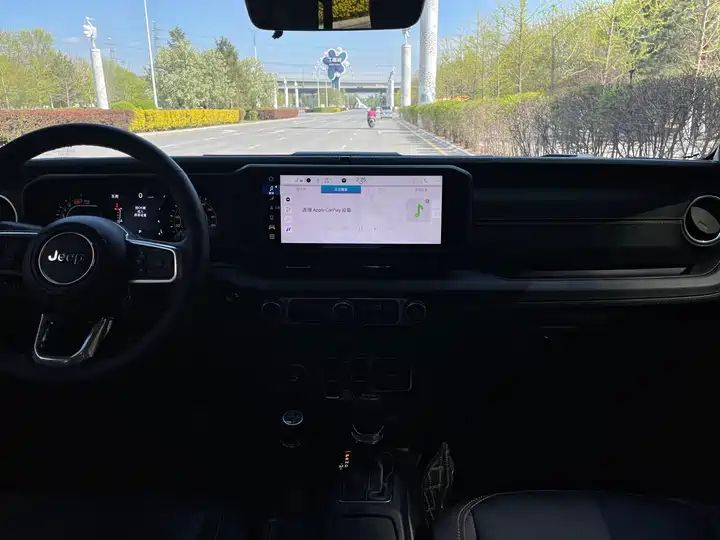 4-Door 2.0T Used Car From China For Export 5