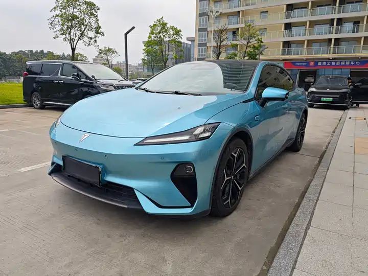 2025 Changan Deepal L07 230Ultra Huawei Qiankun ADS SE Extended Range Version – Chinese Used Car Export - Image 1