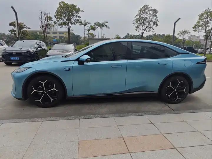 2025 Changan Deepal L07 230Ultra Huawei Qiankun ADS SE Extended Range Version – Chinese Used Car Export 3