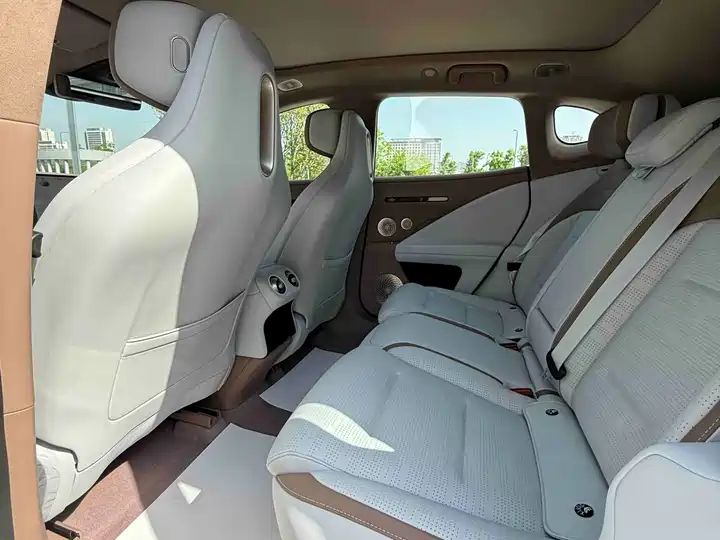 Max Extended Range EV | Chinese Used Car Export 4