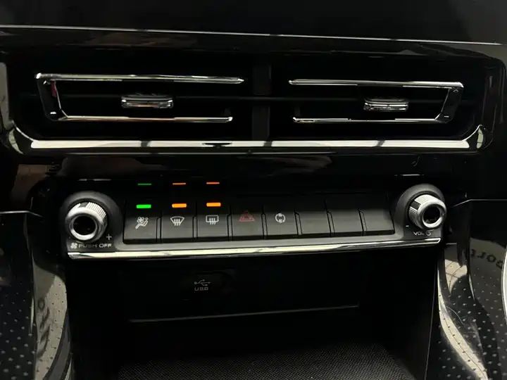 1.5T DCT Comfort Model Chinese Second Hand Car For Export 9