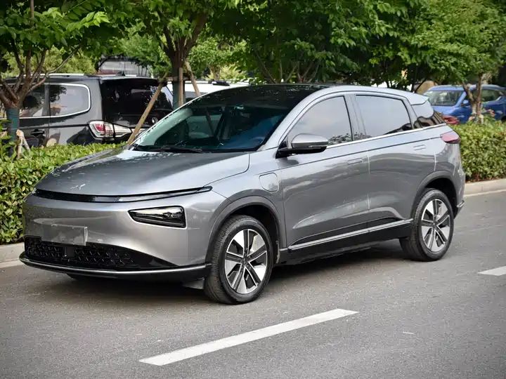 Used Electric Car for Export from China - Image 1