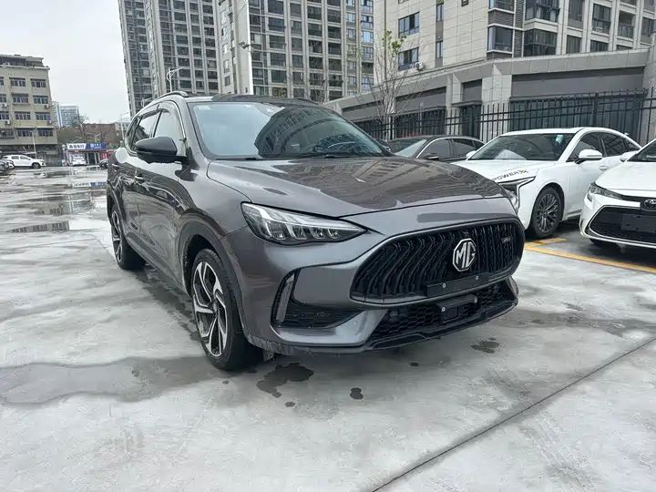 400TGI Automatic Two Wheel Drive Trophy Flagship Used Vehicle China Second Hand Car Export Worldwide 3