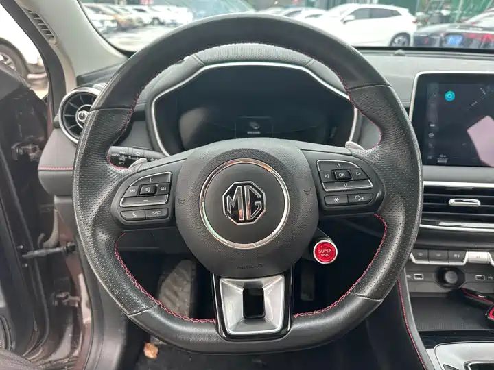 400TGI Automatic Two Wheel Drive Trophy Flagship Used Vehicle China Second Hand Car Export Worldwide 12