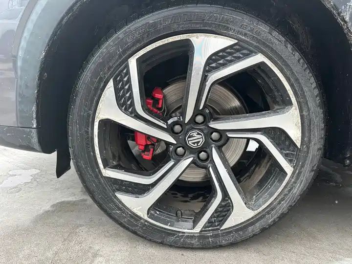 400TGI Automatic Two Wheel Drive Trophy Flagship Used Vehicle China Second Hand Car Export Worldwide 16